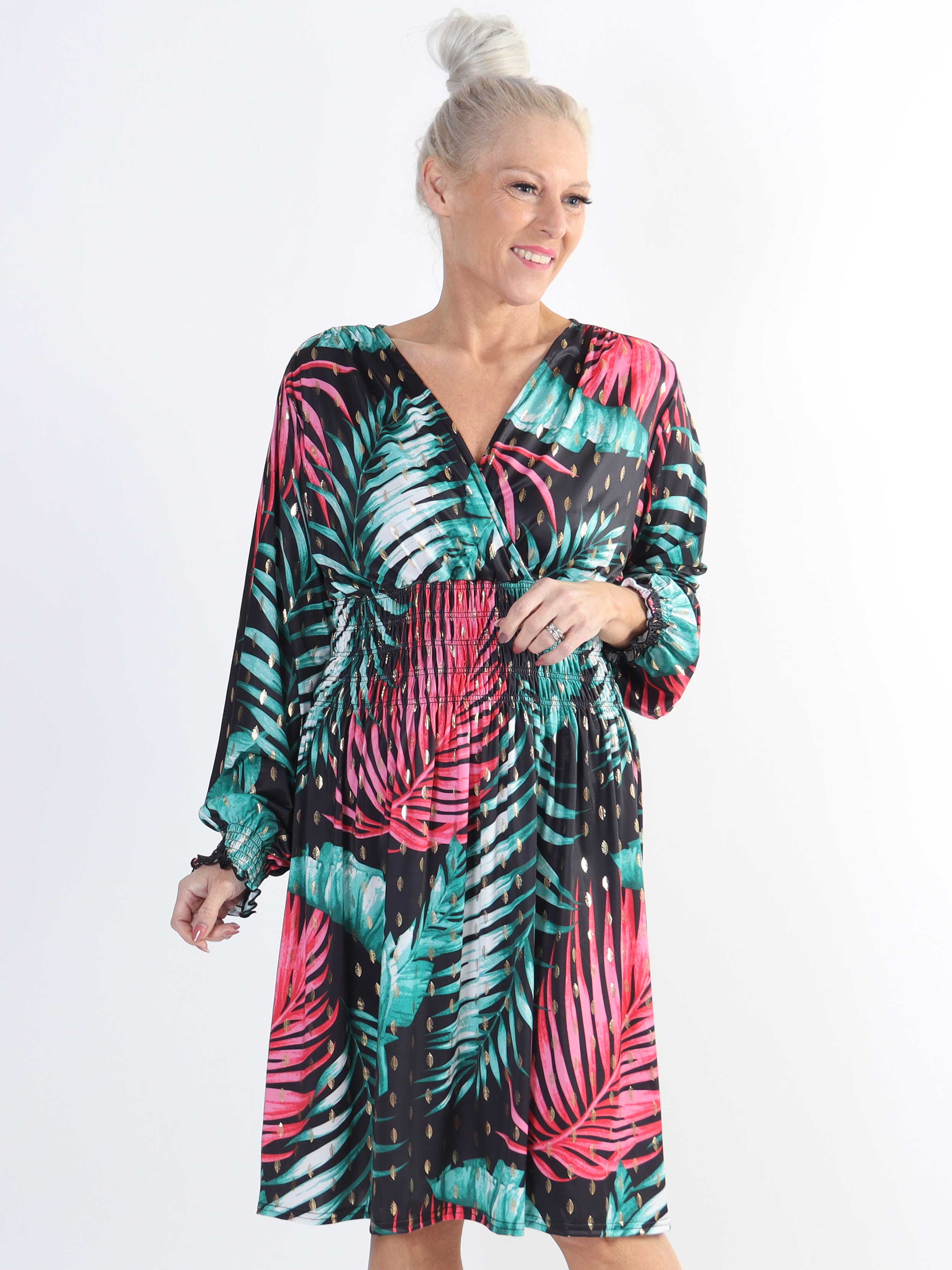 Pams Leaf Short L/S - Elastisk mönstrad klänning i skrynkelfritt tyg för stora storlekar